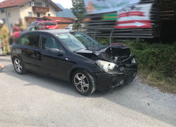 Aufräumen nach Verkehrsunfall